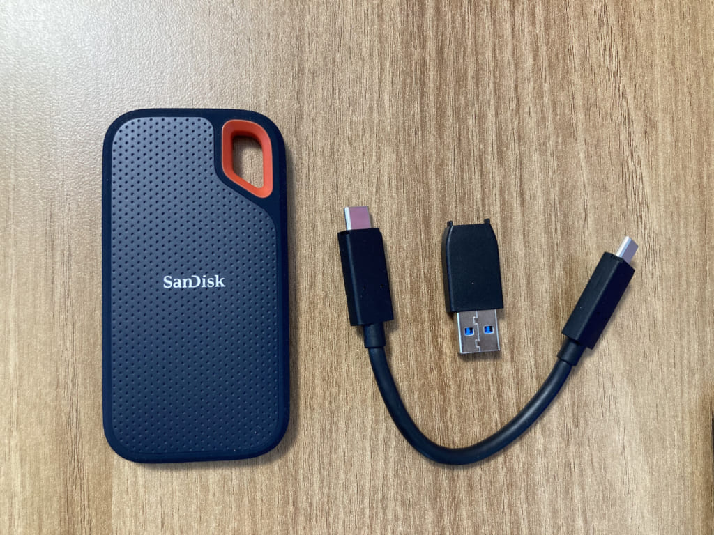 SanDisk PortableSSDの付属品